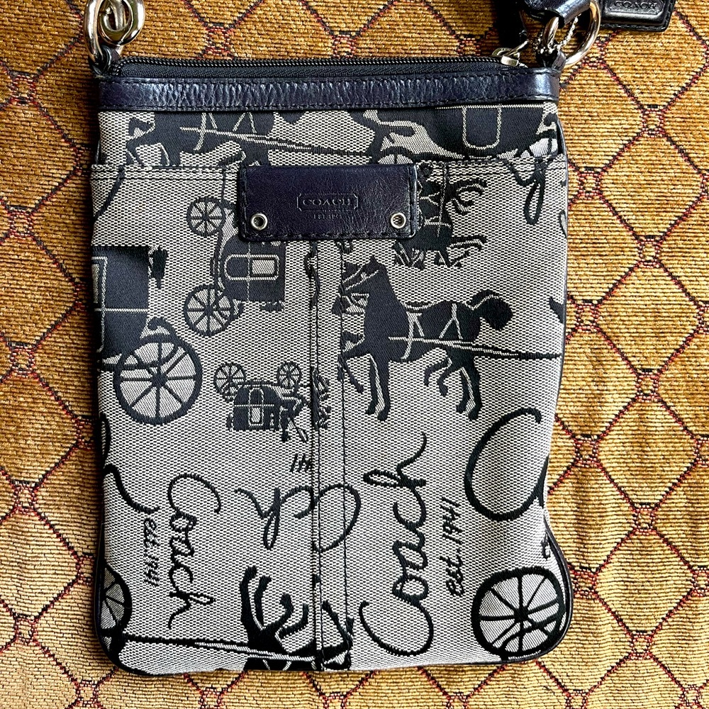 Coach slim pack Horse and Buggy cross body